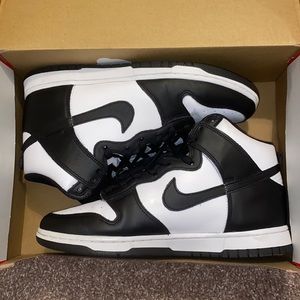 Nike Dunk High ‘Panda’